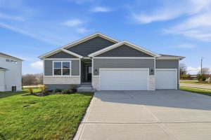 Lot 136MN 1937 SW Merryman Dr Harmony Craftsman Front Elevation