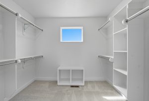 Lot 137 708 Glenn Cir Crestwood Craftsman Master Closet