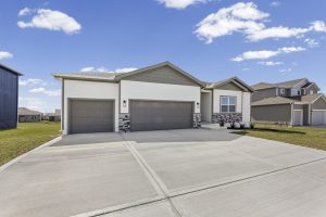 Lot 7WC 18615 193rd St Avalon Craftsman Front Elevevation