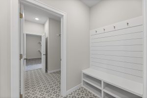 Lot 7WC 18615 193rd St Avalon Craftsman Mudroom